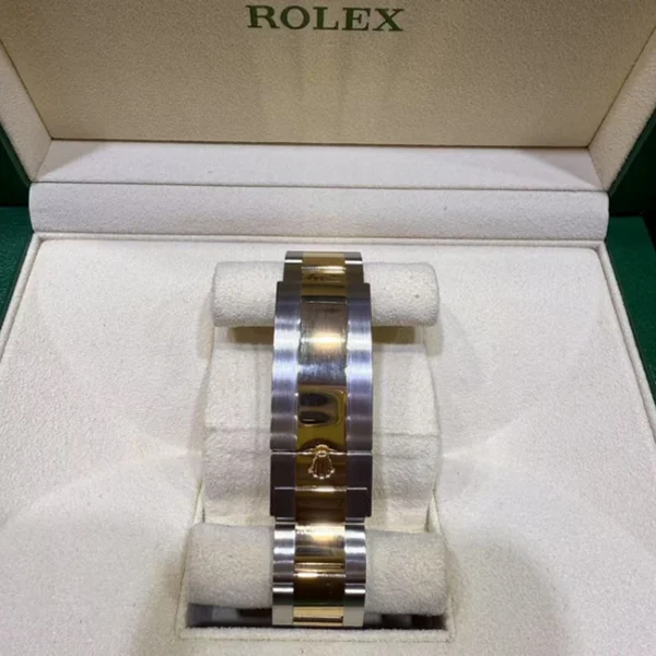 Rolex Sea-Dweller Yellow Gold Oystersteel Black 126603 - Bracelet