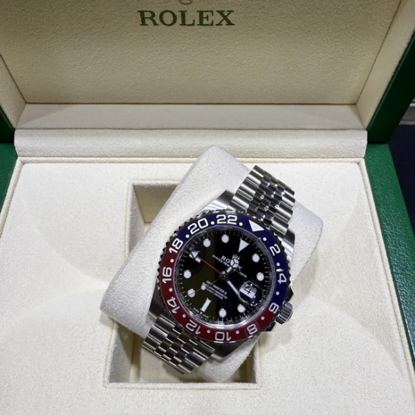 Rolex GMT Master II Pepsi Jubilee 126710BLRO - Top view