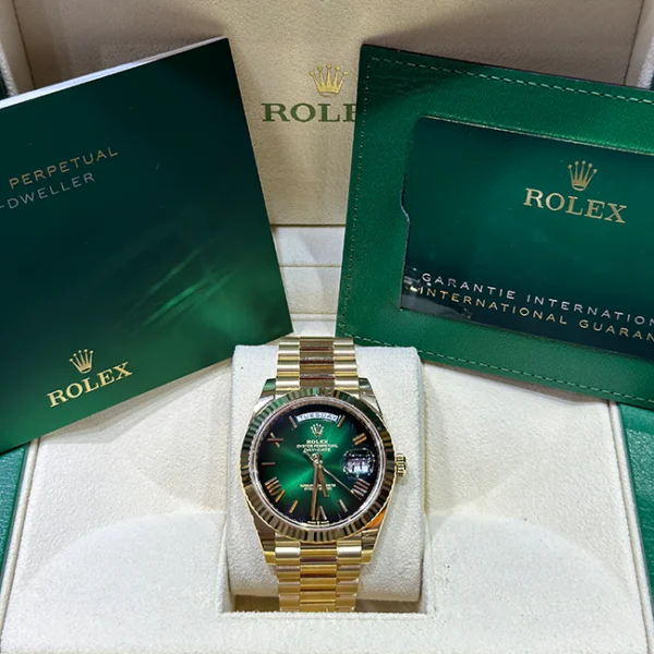 2024 Rolex Day-Date 40 NEW RELEASE Green Ombré Roman Dial Yellow Gold 228238 - Full set