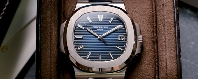 Patek philippe 5811 in a watch box