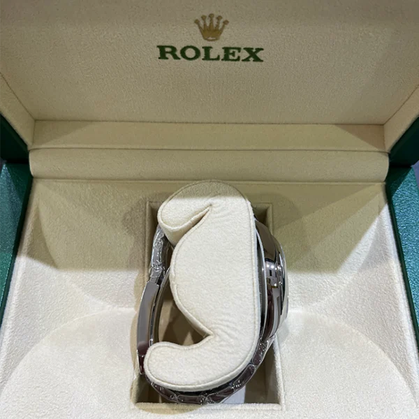 Rolex Oyster Perpetual 36 Green Dial Oystersteel 126000 - Side