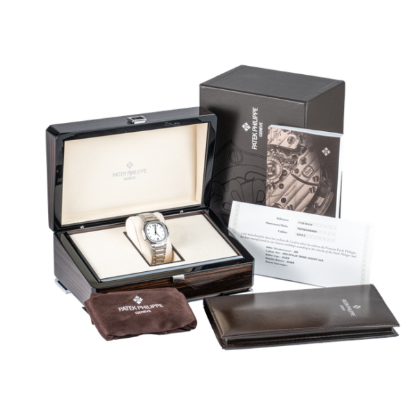 Set - Patek Phillipe 7118/1A-010 Nautilus