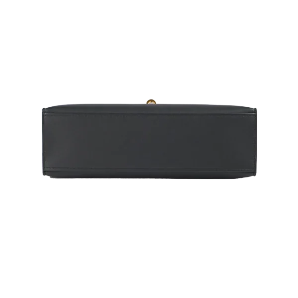 Hermès Kelly Pochette Black Swift Leather Gold Hardware - Bottom