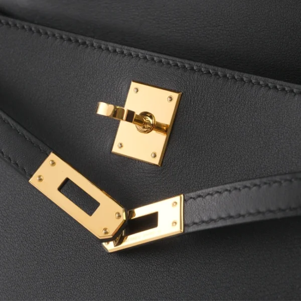 Hermès Kelly Pochette Black Swift Leather Gold Hardware - Touret