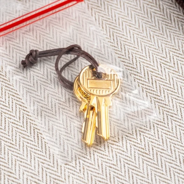 Hermès Picotin Lock 18 Black Clemence Gold Hardware - Key