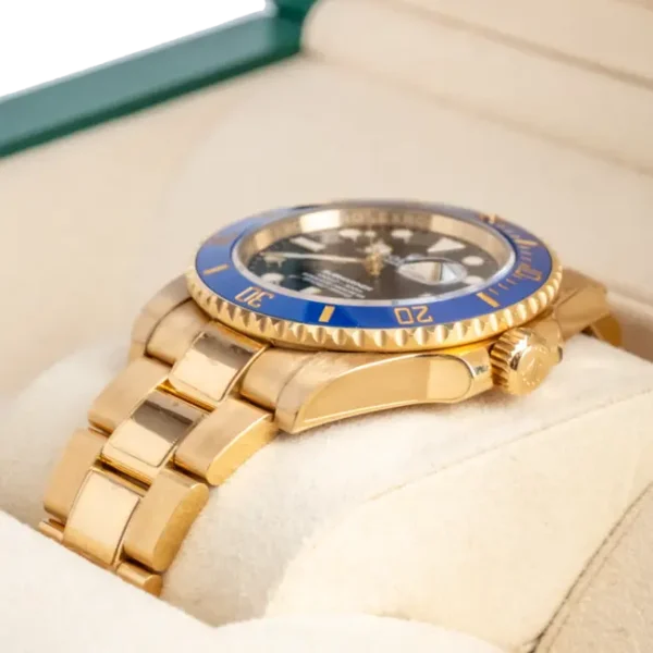 Right - 126618LB Bluesy Yellow Gold Submariner