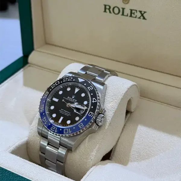 Rolex GMT Master II Batman Oyster 126710BLNR - 2024 Pre-owned - Crown