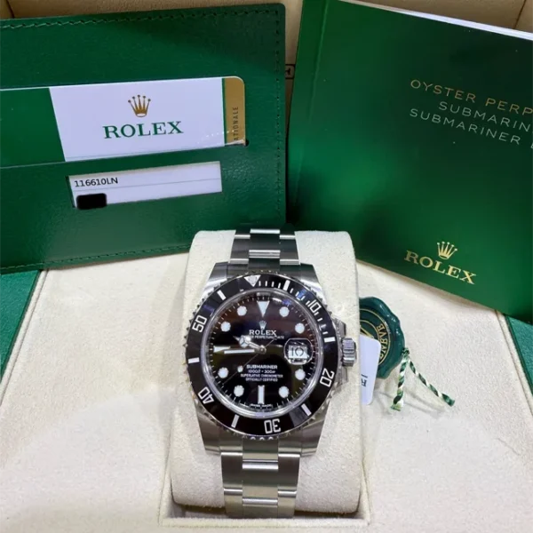 Rolex Black Submariner Date 116610LN - 2020 Unworn - Full set