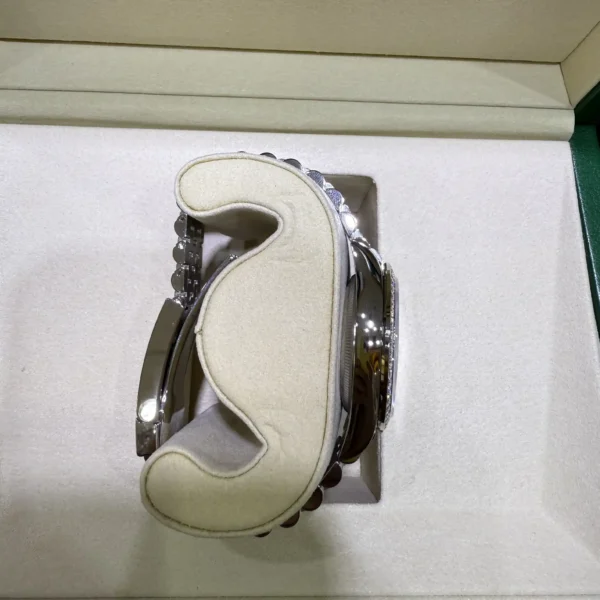 Rolex Datejust 36 White Roman Dial Diamond Bezel Jubilee 126284RBR - Side