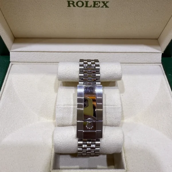 Rolex GMT Master II Pepsi Oyster 126710BLRO - 2023 Pre-owned - Bracelet