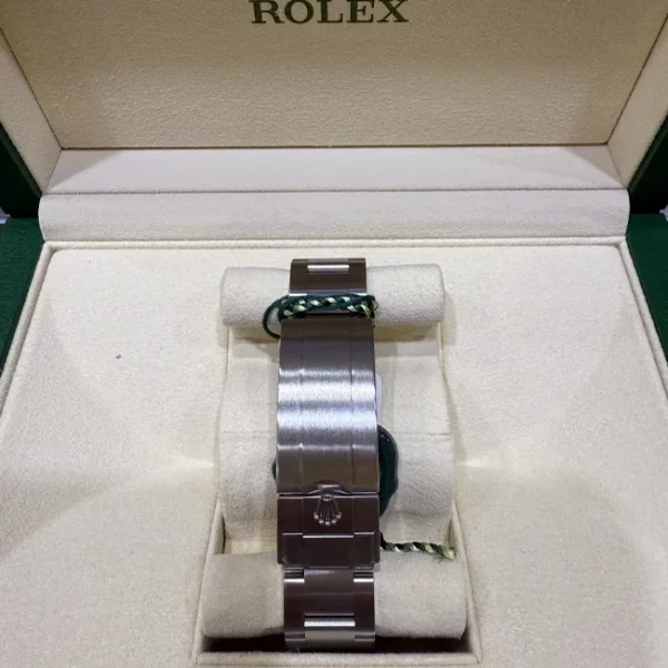 Rolex Submariner Green Bezel Starbucks 126610lv - 2021 Preowned - Bracelet