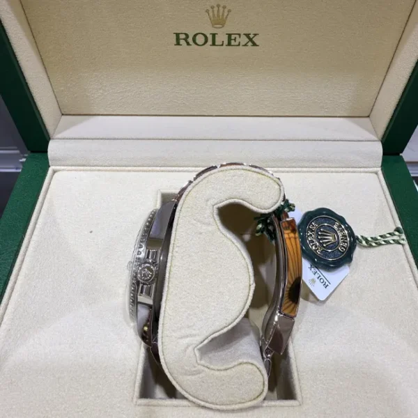 Rolex Submariner Green Bezel Starbucks 126610lv - 2021 Preowned - Crown