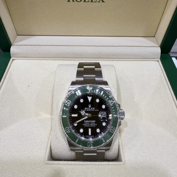 Rolex Submariner Green Bezel Starbucks 126610lv - 2021 Preowned - In box