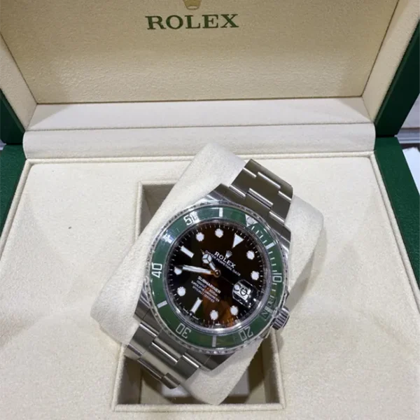 Rolex Submariner Green Bezel Starbucks 126610lv - 2021 Preowned - Top view